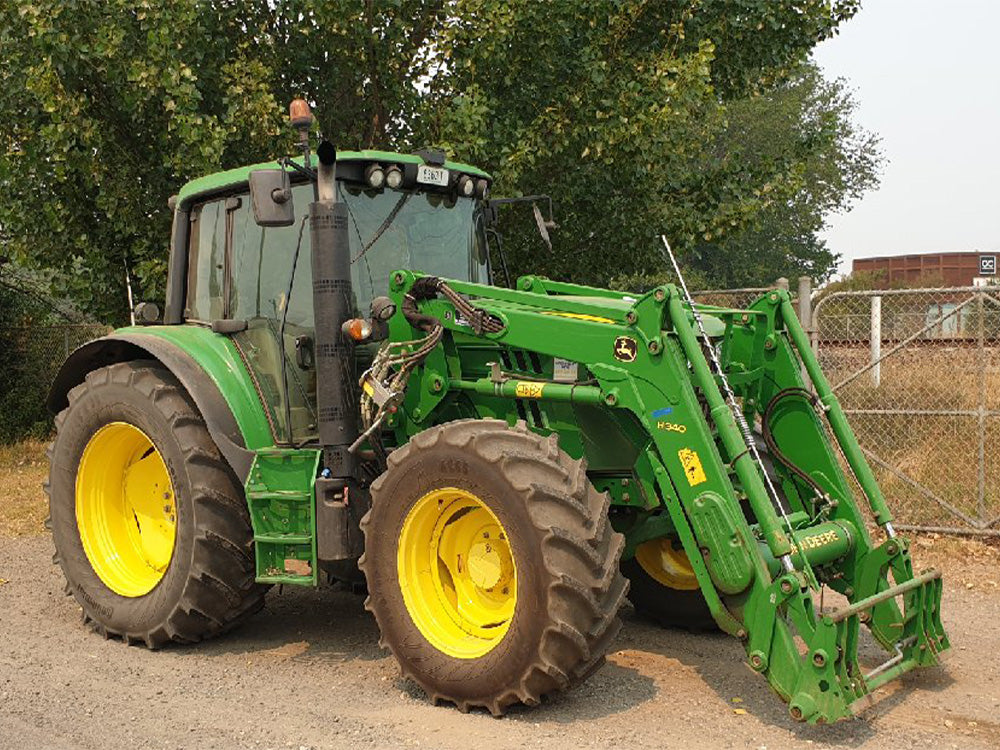 John Deere 6125M Cab Tractor & Loader