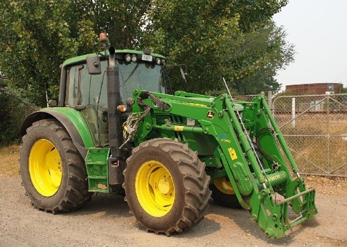 John Deere 6125M Cab Tractor